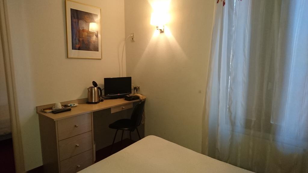 Hotel De France Objat Luaran gambar